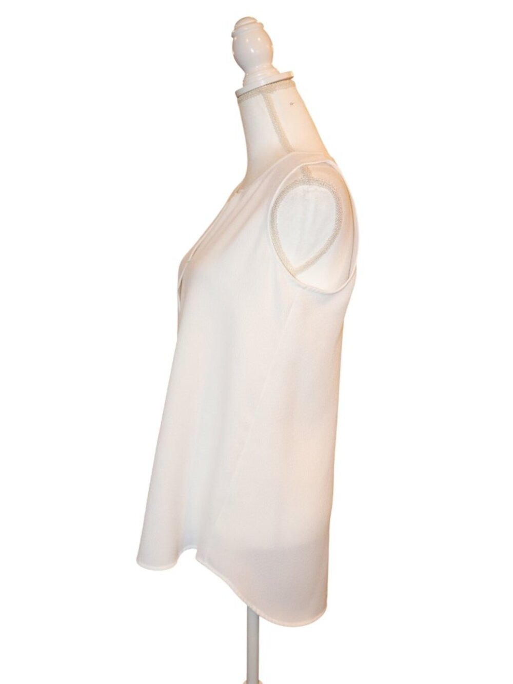 Theory White Sleeveless Blouse, Medium NWT - Picture 2 of 5